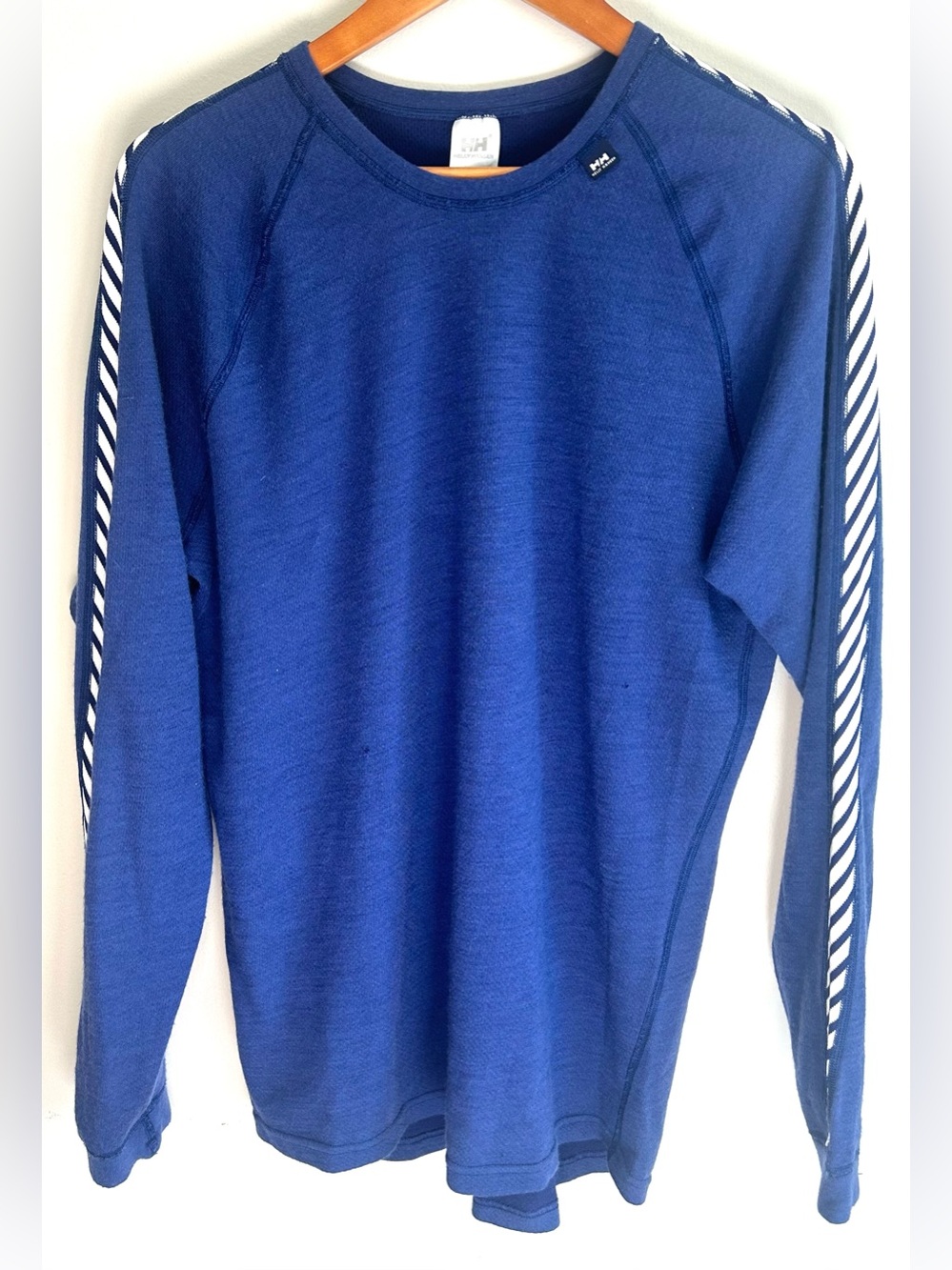 Helly Hansen Men’s Base Layer Shirt Size XL Blue Stripes Wool Blend Stretch